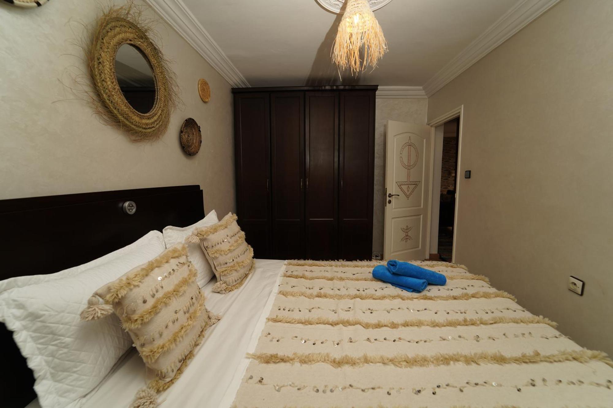 Waves Hunter Surf House Agadir