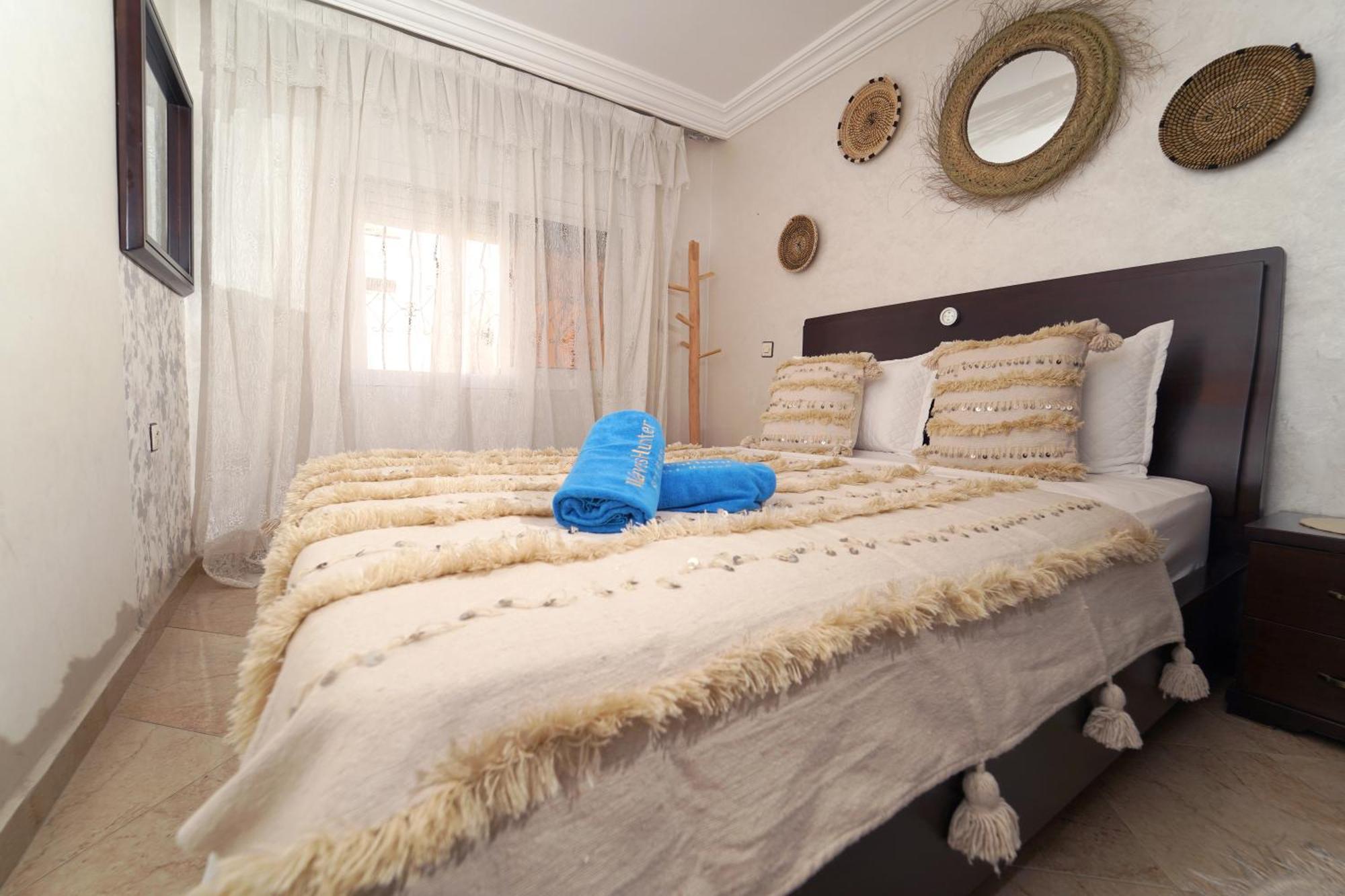 Waves Hunter Surf House Bed & Breakfast Agadir