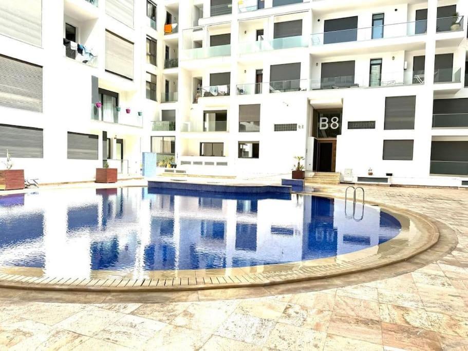 Hamza Apparemment Apartment *