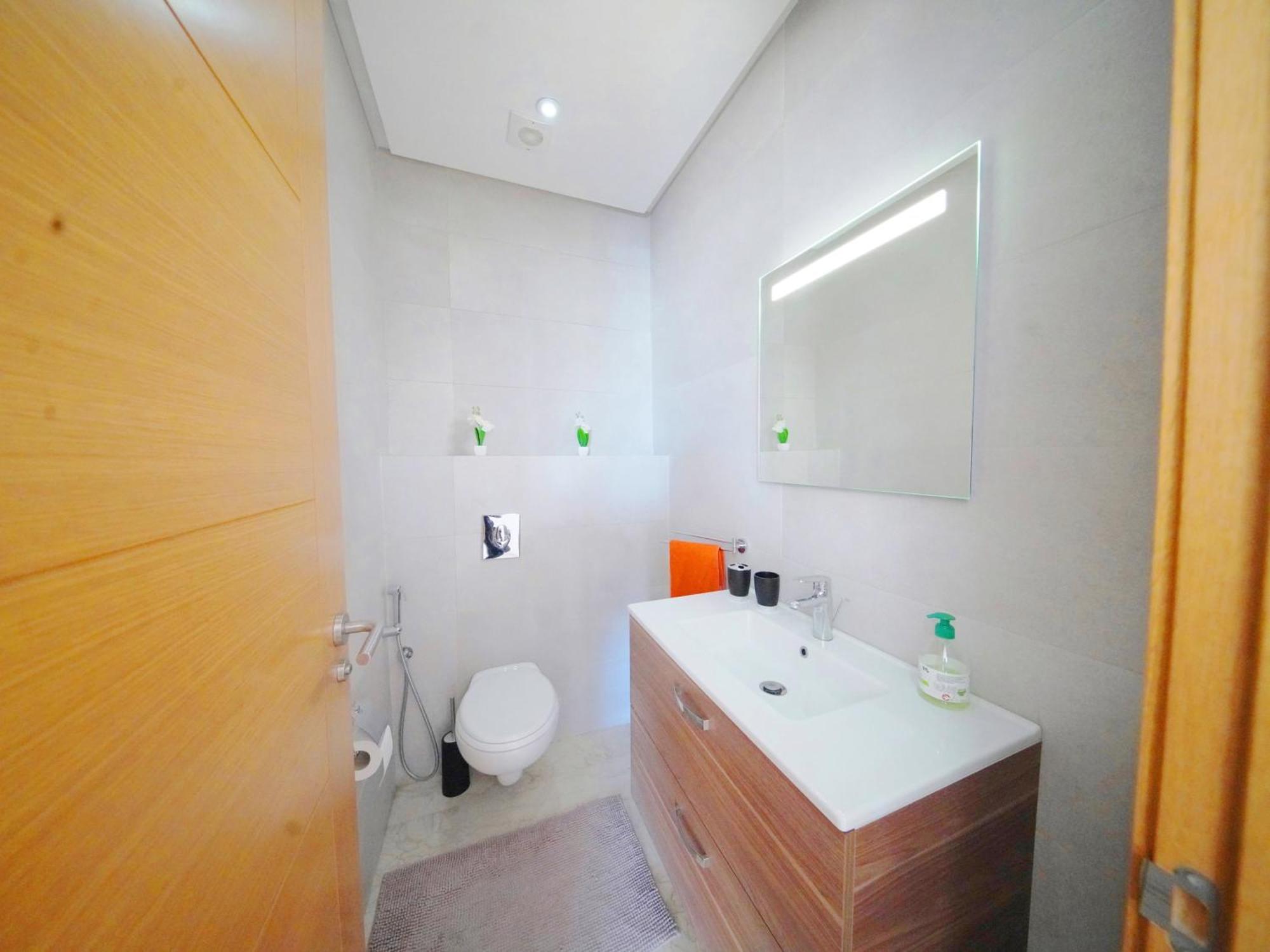 Geronticus Apartment