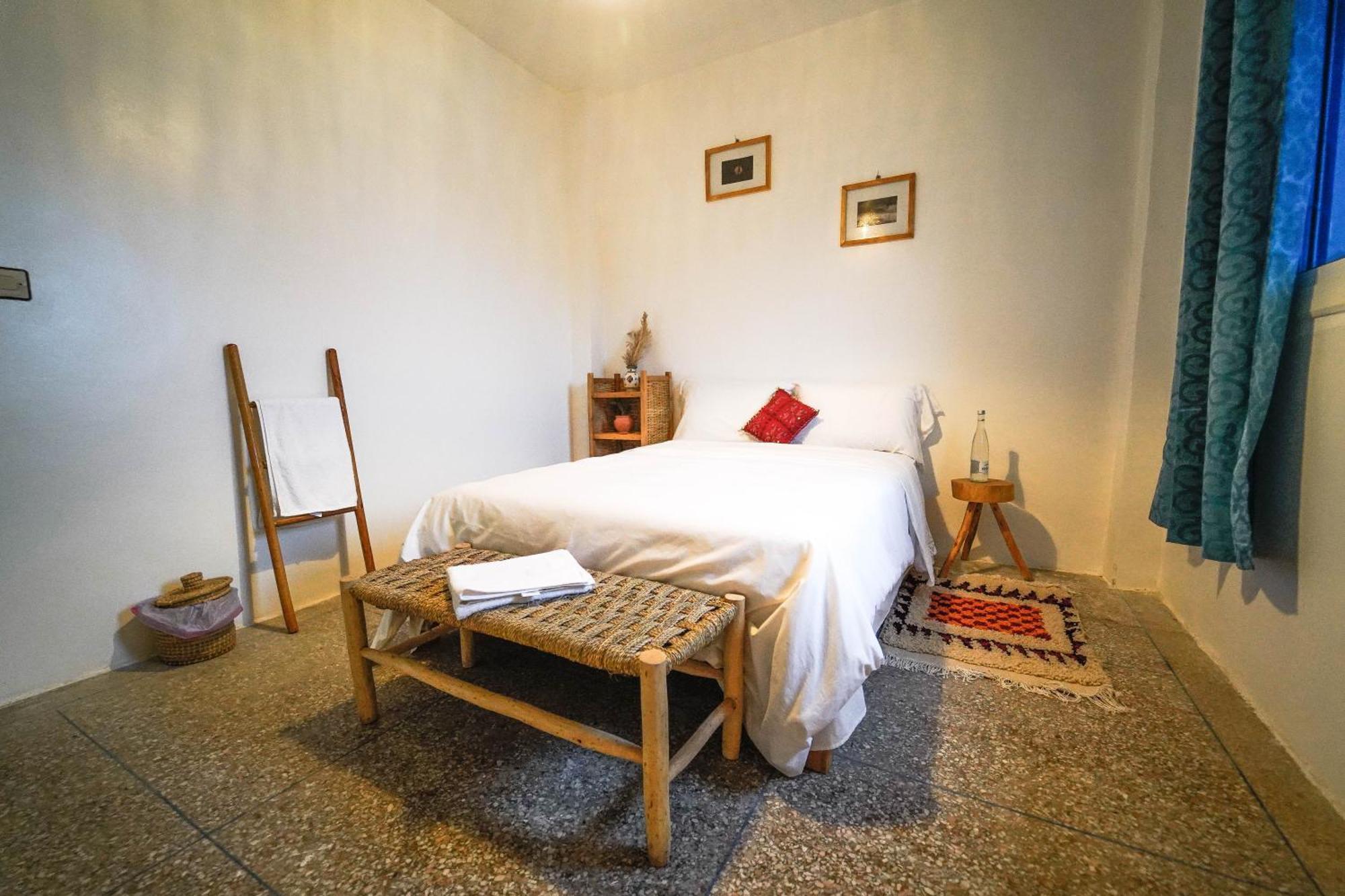 Hostel Anza Sets House