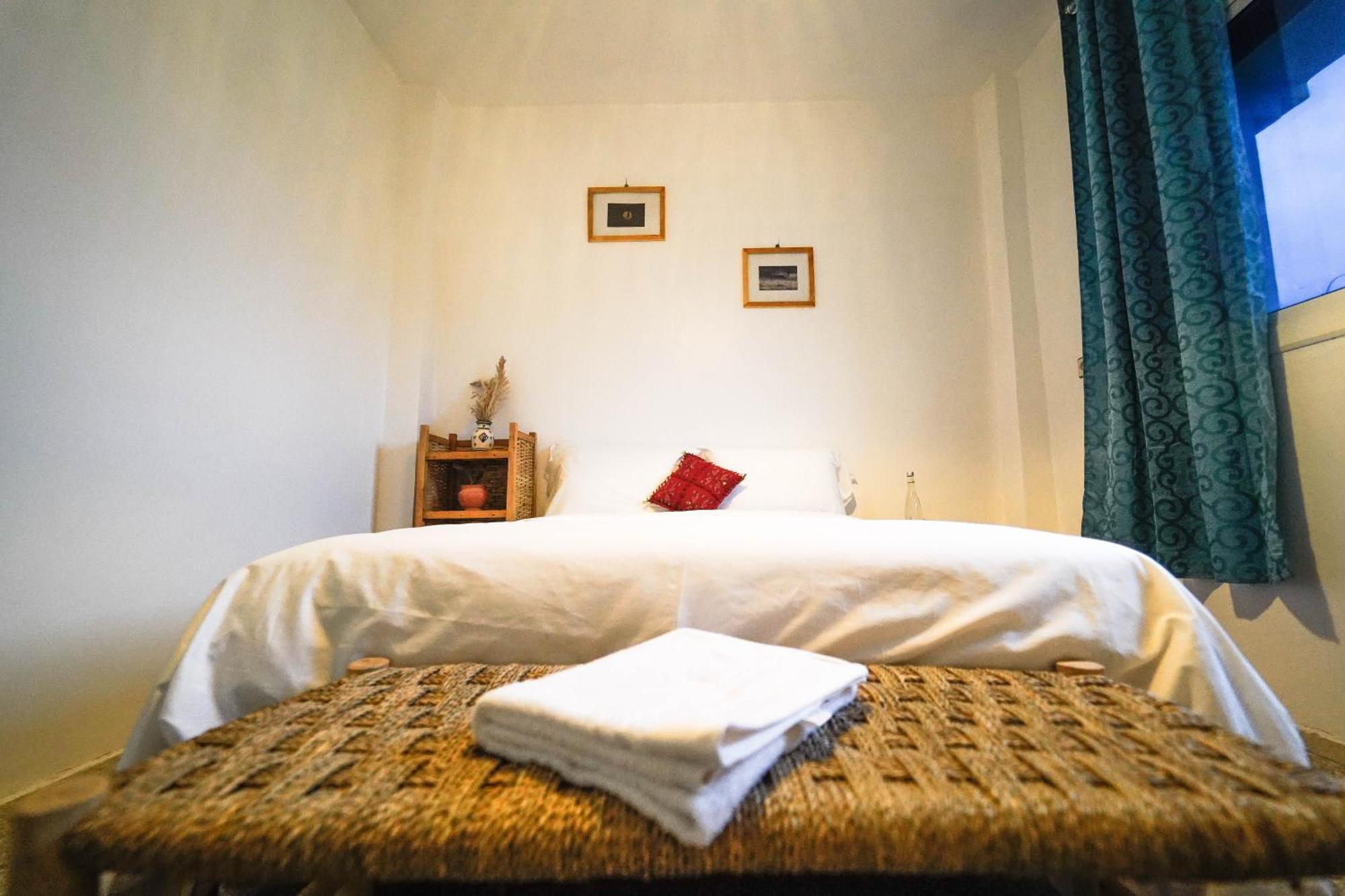 Anza Sets House Hostel *