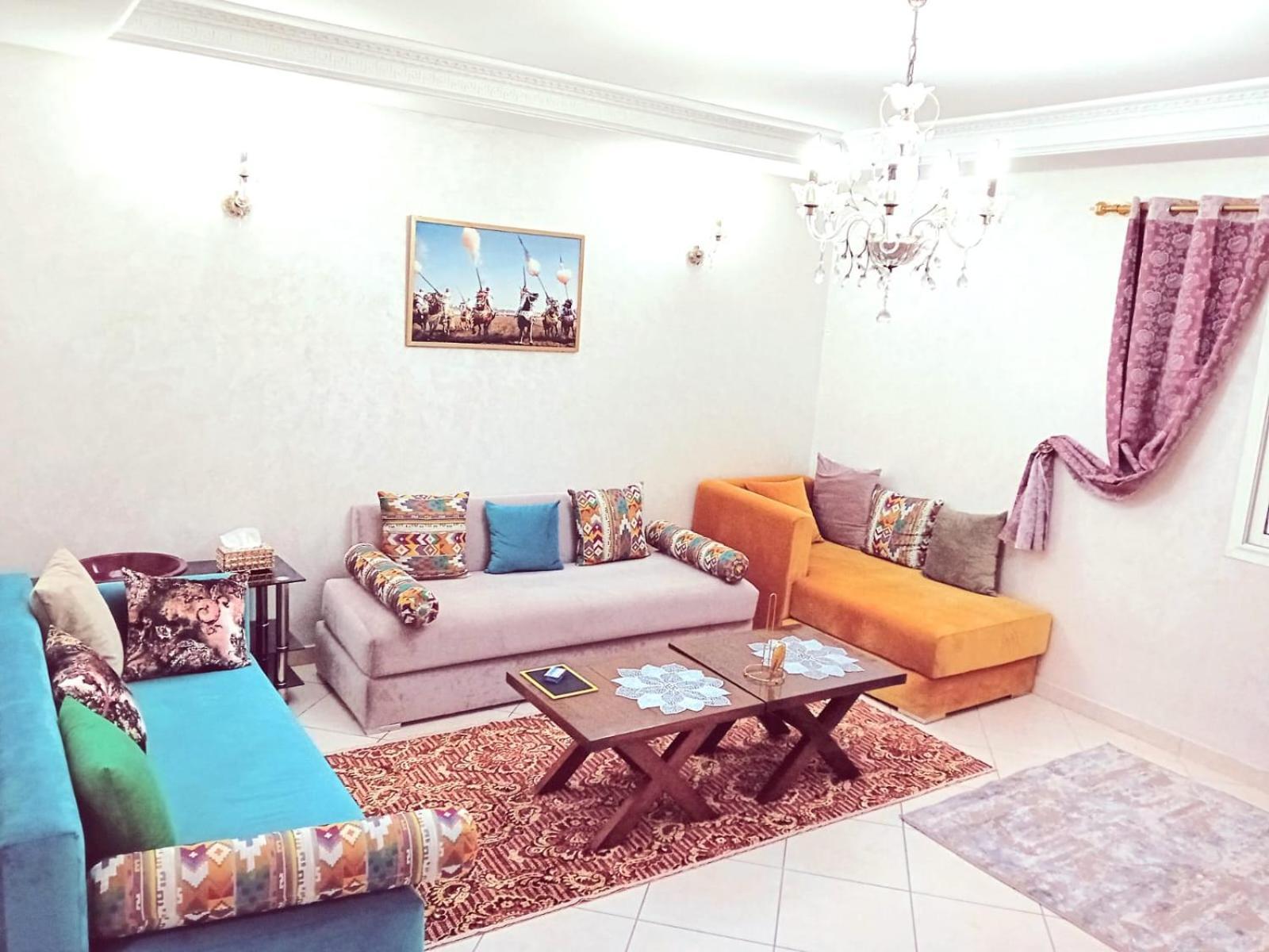 De Standing Apartment *