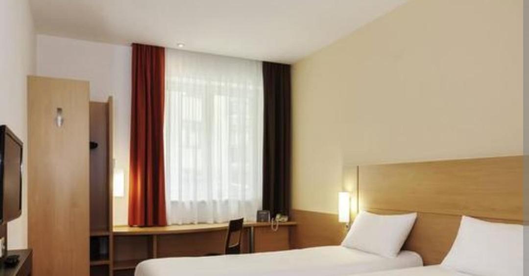 Hotel Lhamra 2*