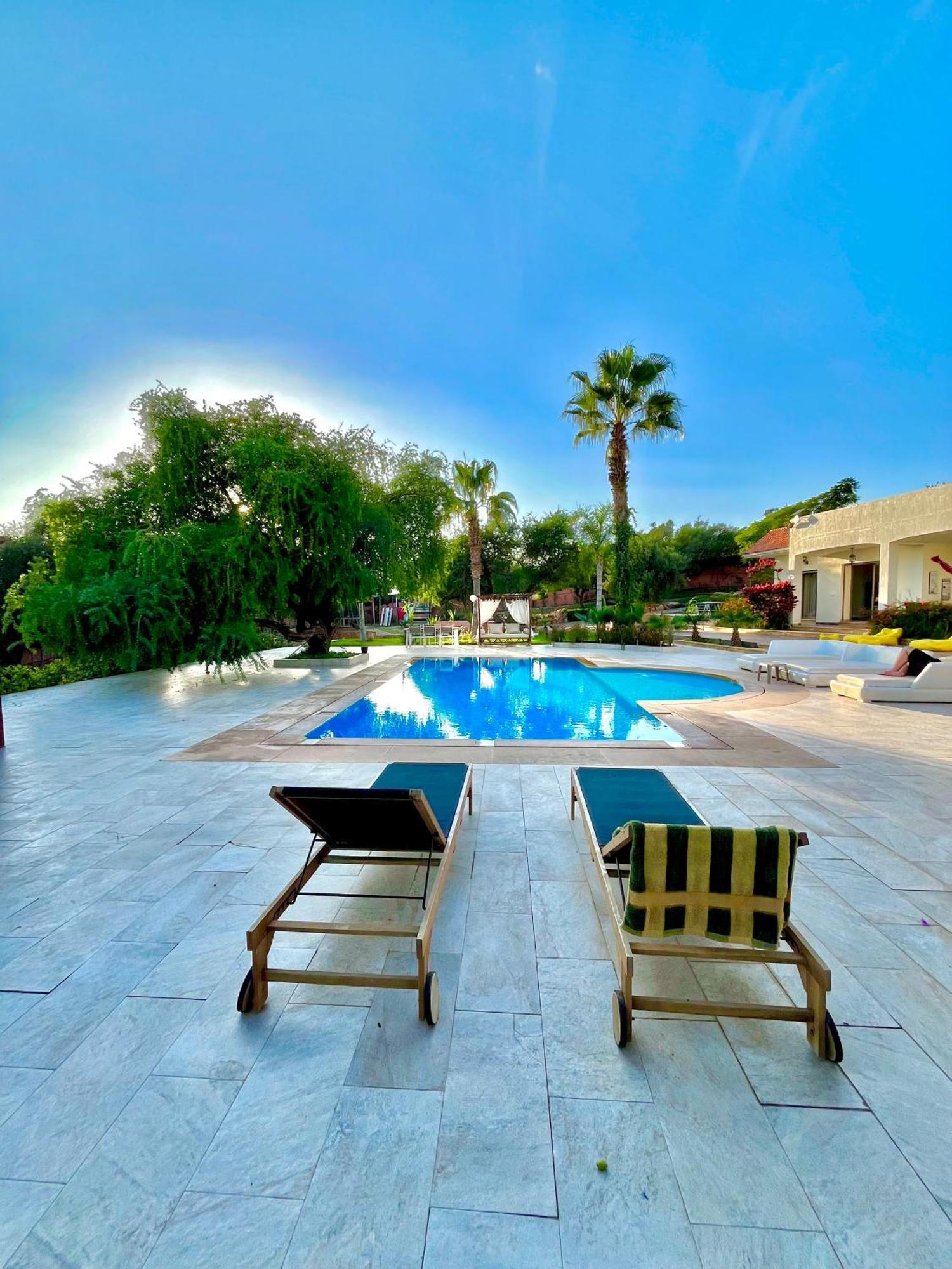Blanche Piscine Chauffée Agadir