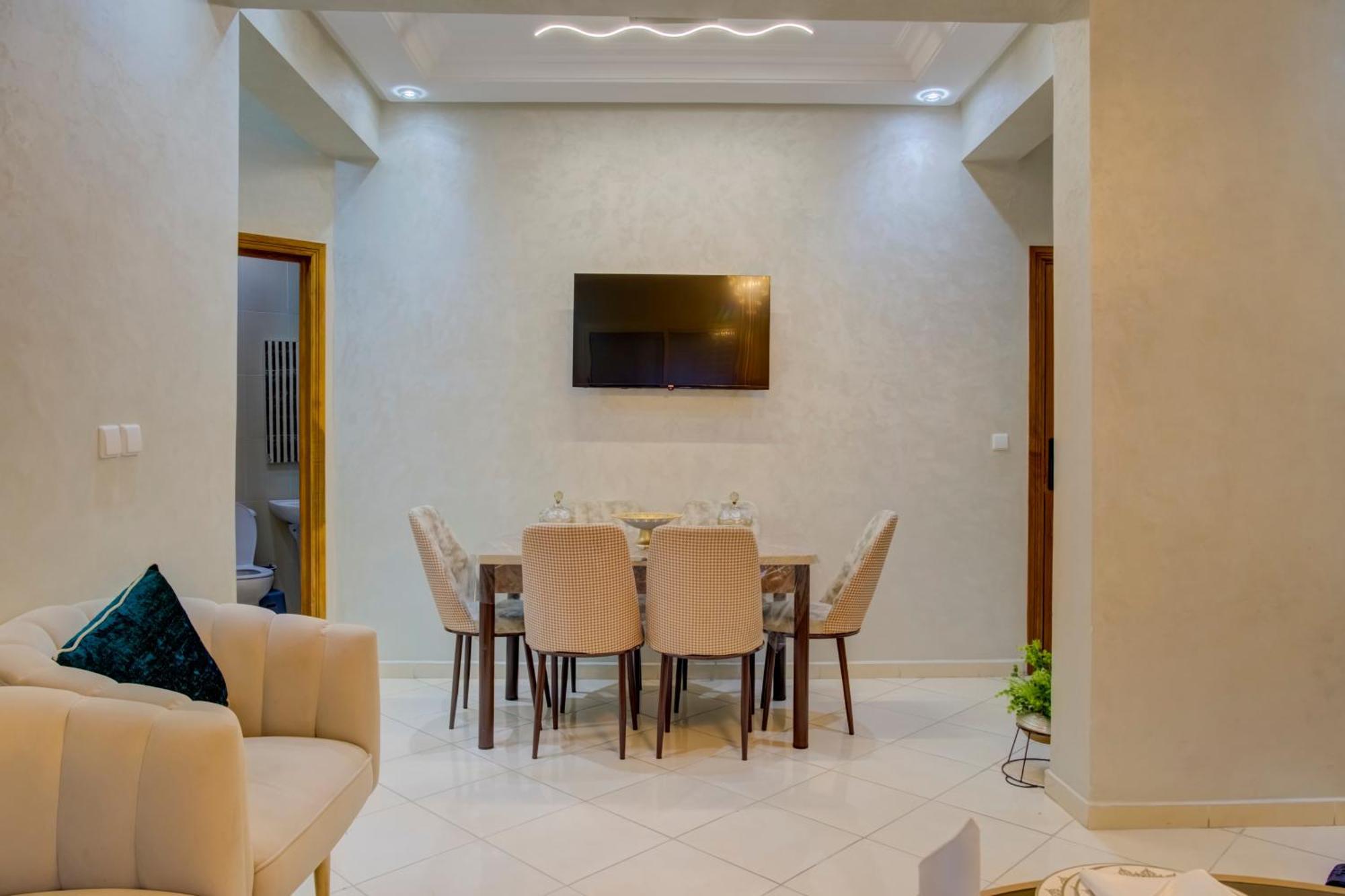 Cristal House *