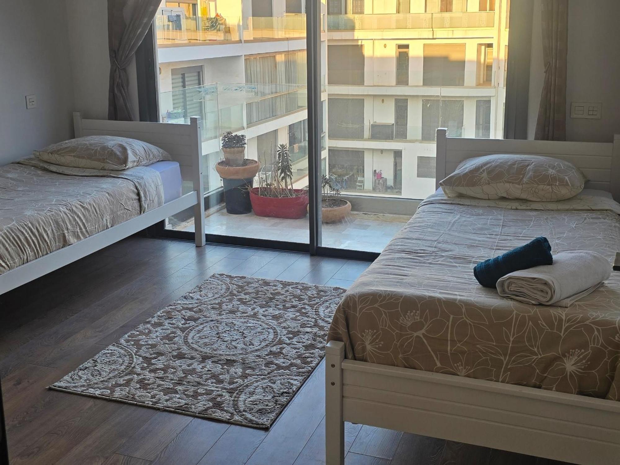 Sunny Bay Apartment