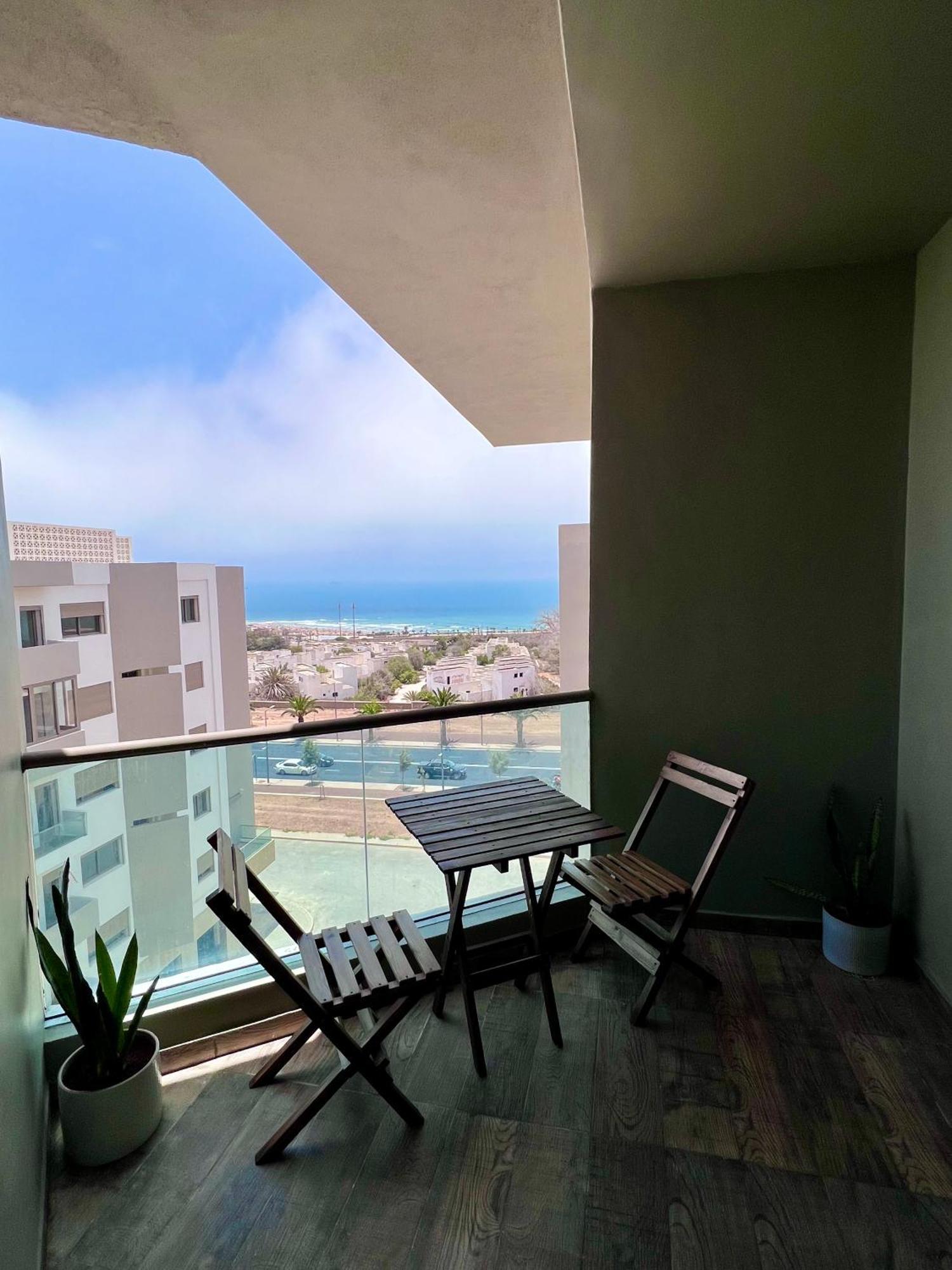 Ocean View Apartment *
