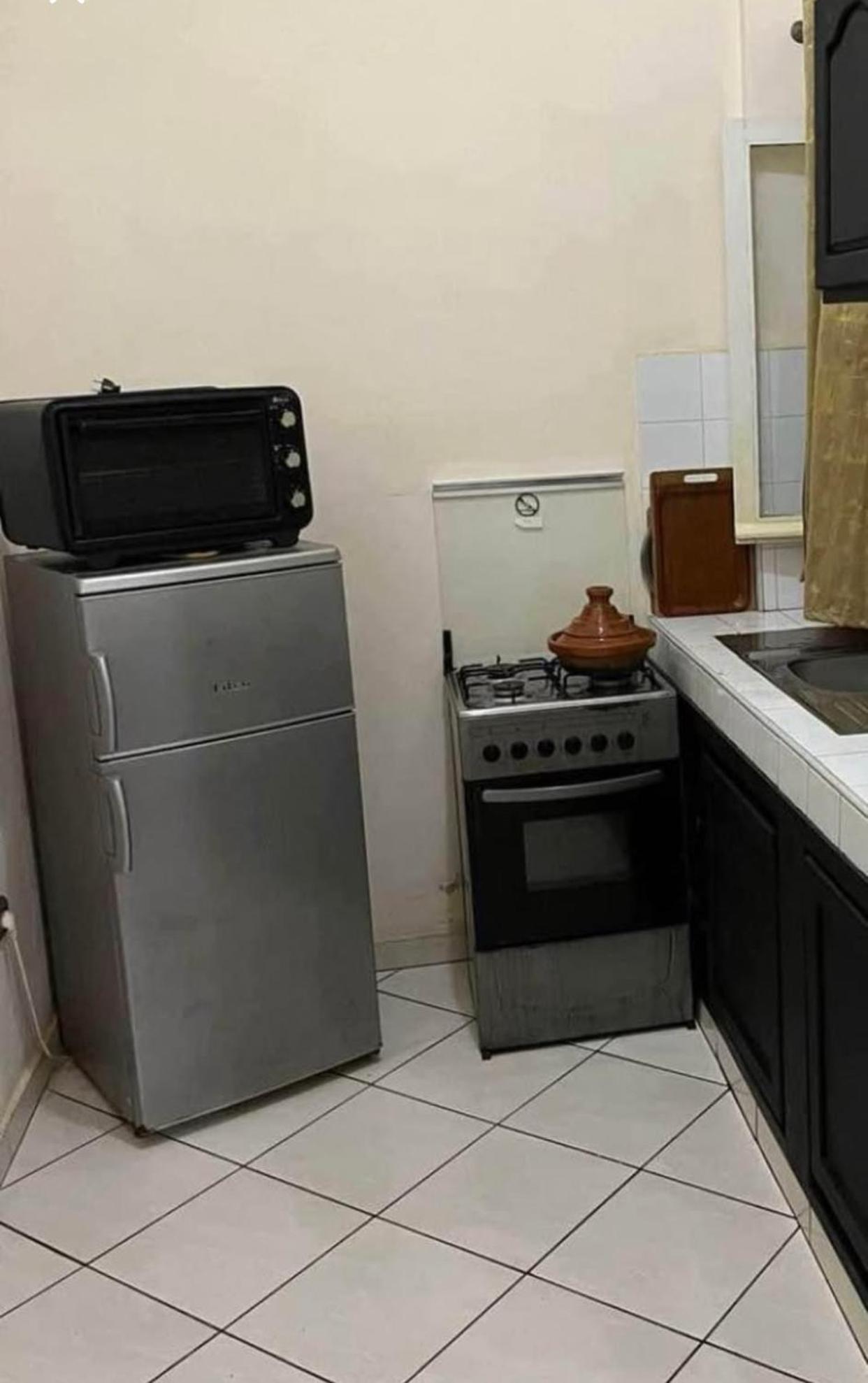 Studio Rez-de-chaussee Climatisee Au Centre Avec Wifi 5g Et Smart Tv * Agadir