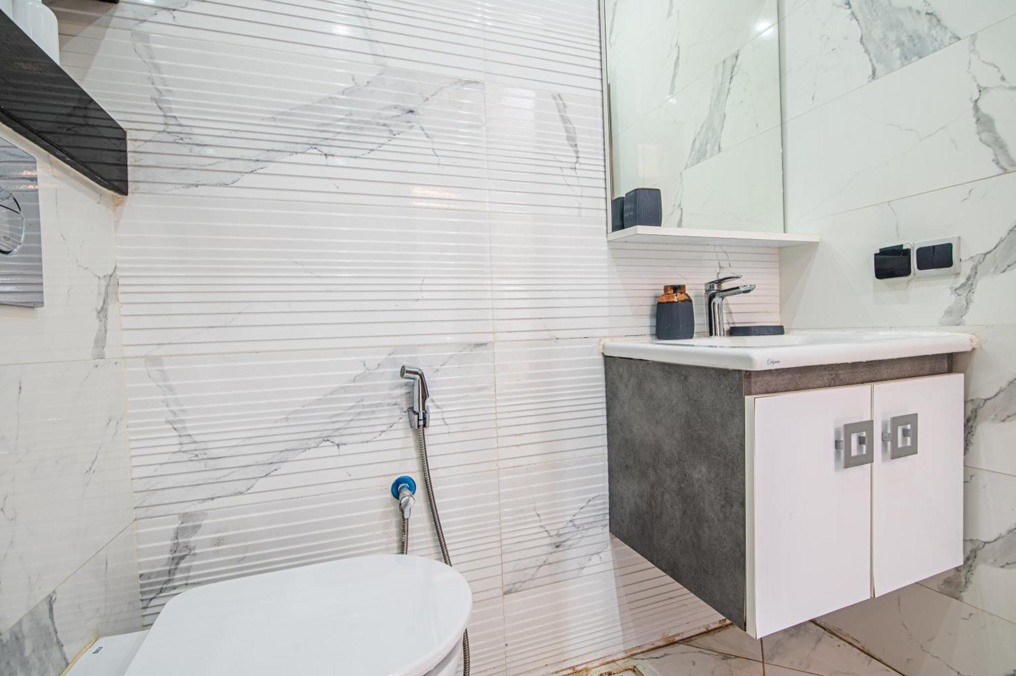 Appartement Modern In The Center Of With Panoramic View *