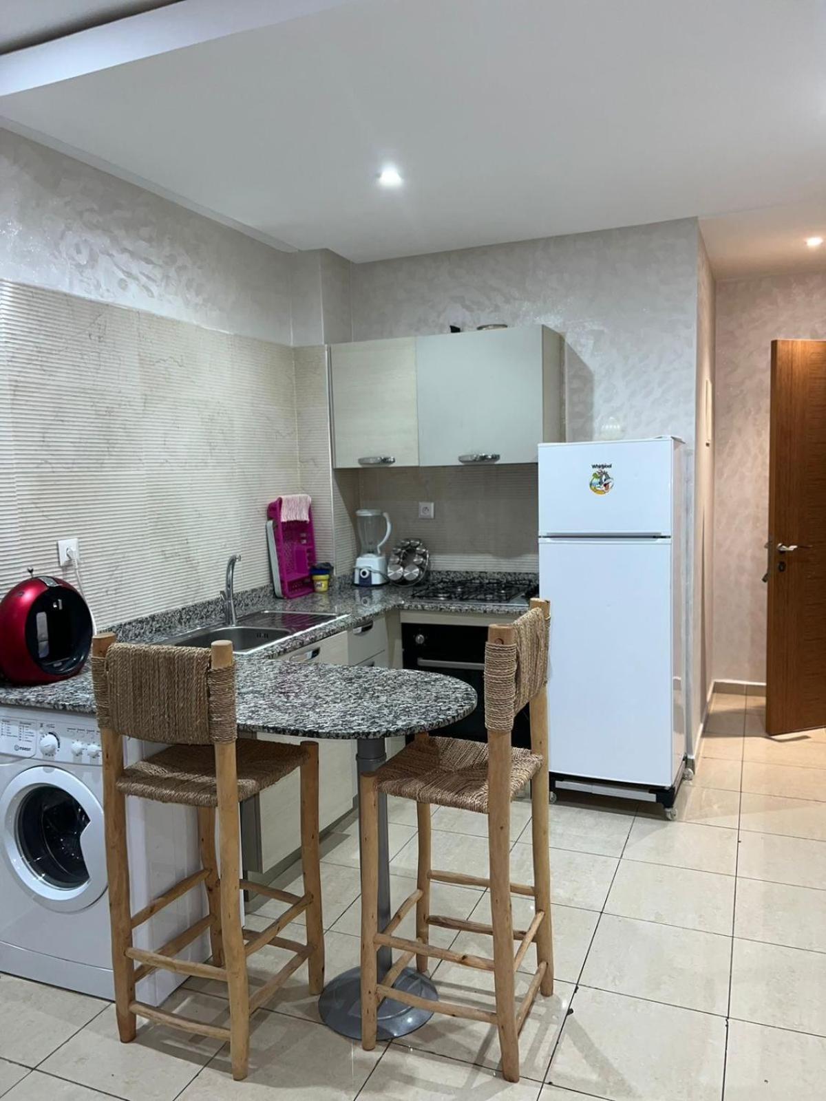 Jolie Et Piscine Islane, 1 Bedroom * Agadir