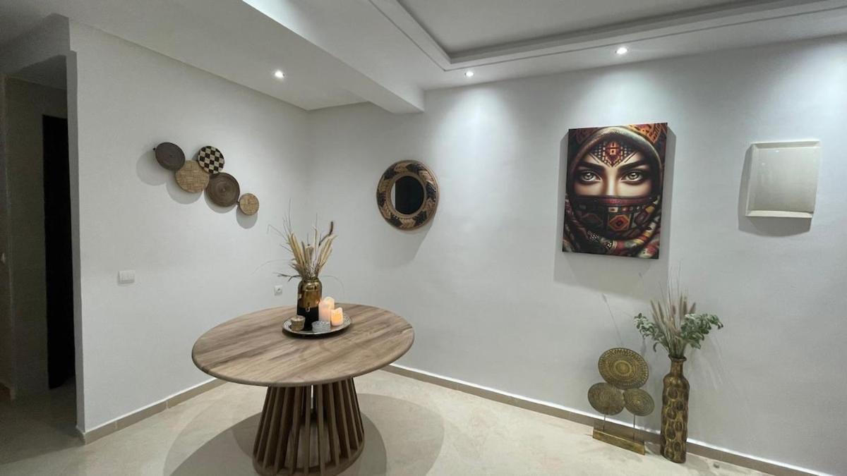 Stunning Modern In Heart Of