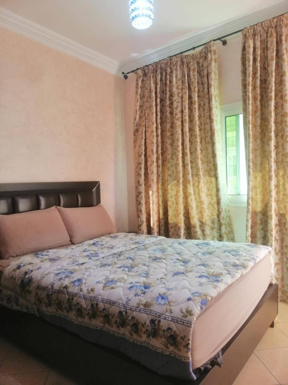 Apartment Centre