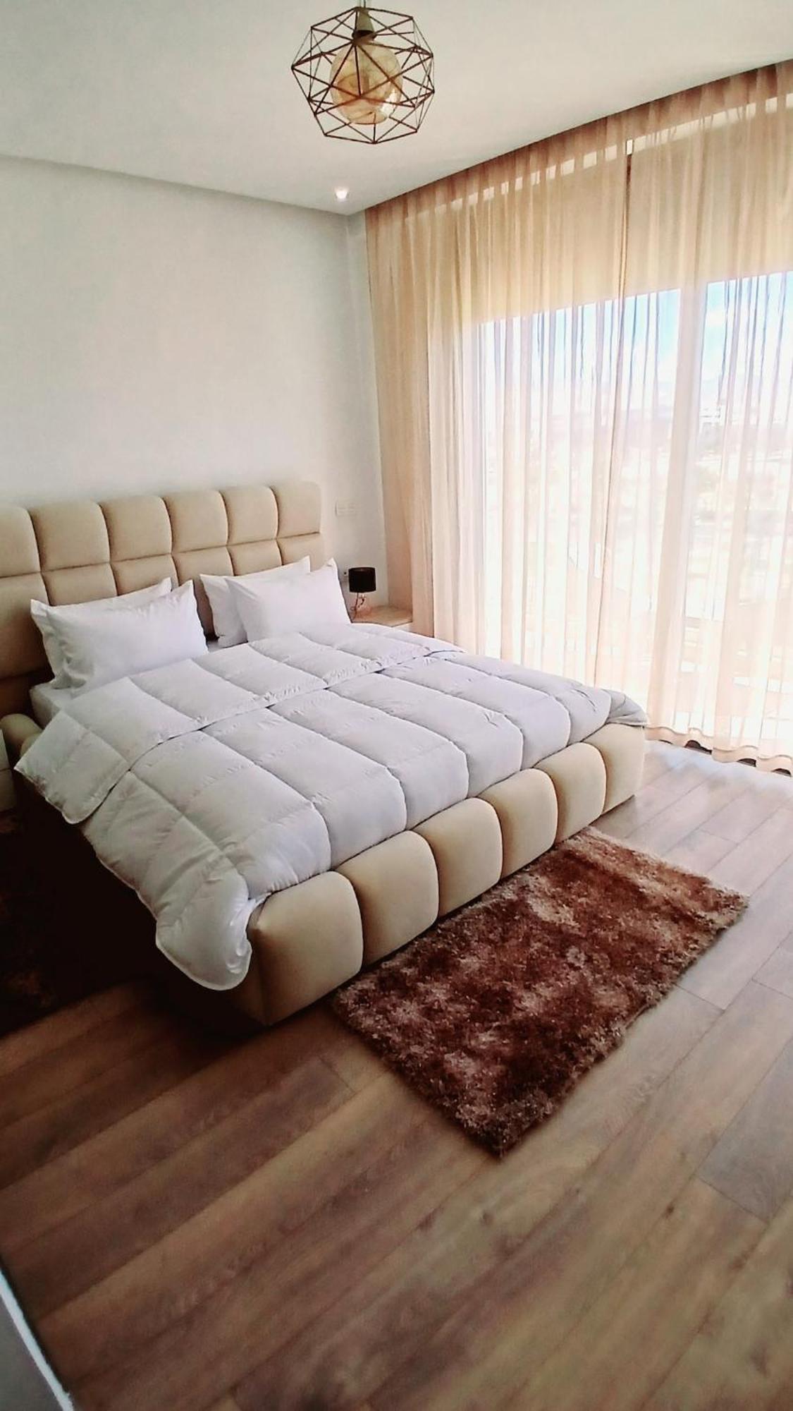Apartment Evasion De Luxe Avec Piscine - Bay Founty