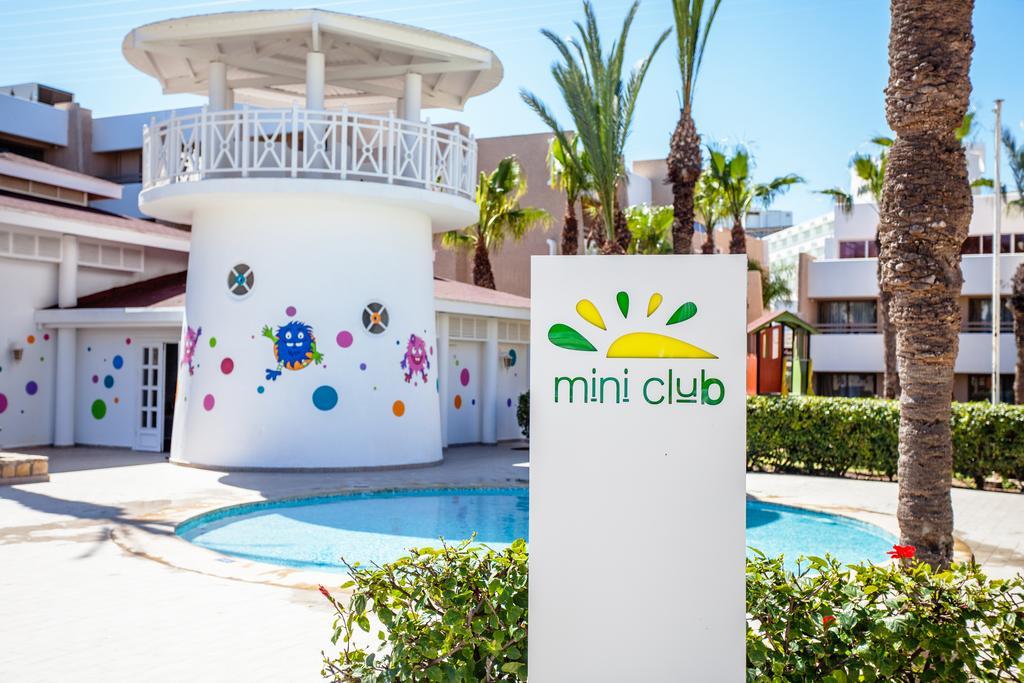 Dunes D'or Ocean Club Hotel