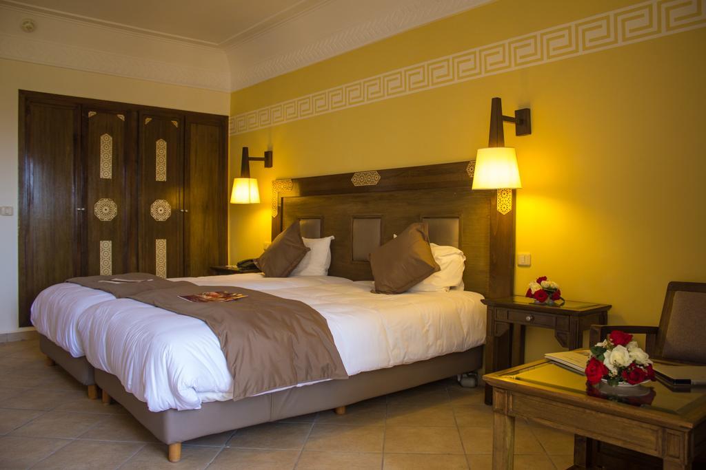Hotel Palais Des Roses & Thalasso 4*