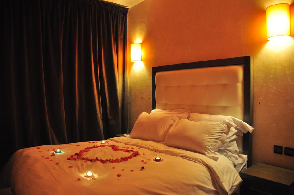 Aparthotel Amwaj 3*