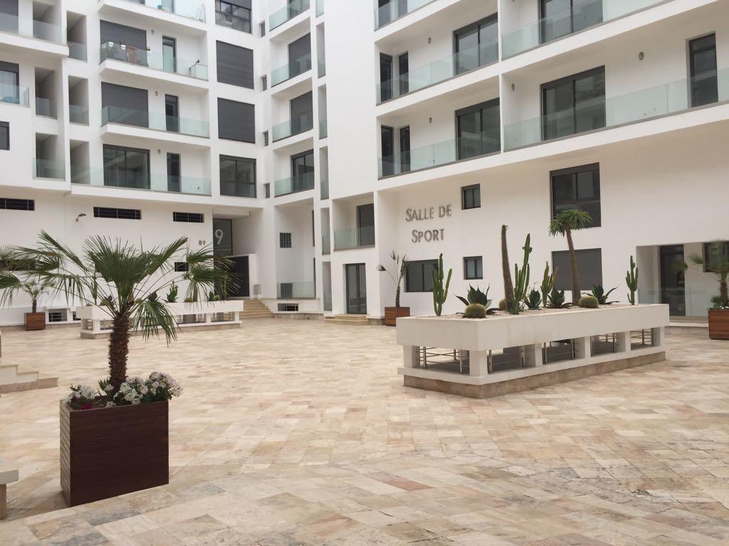 Bay Apartment