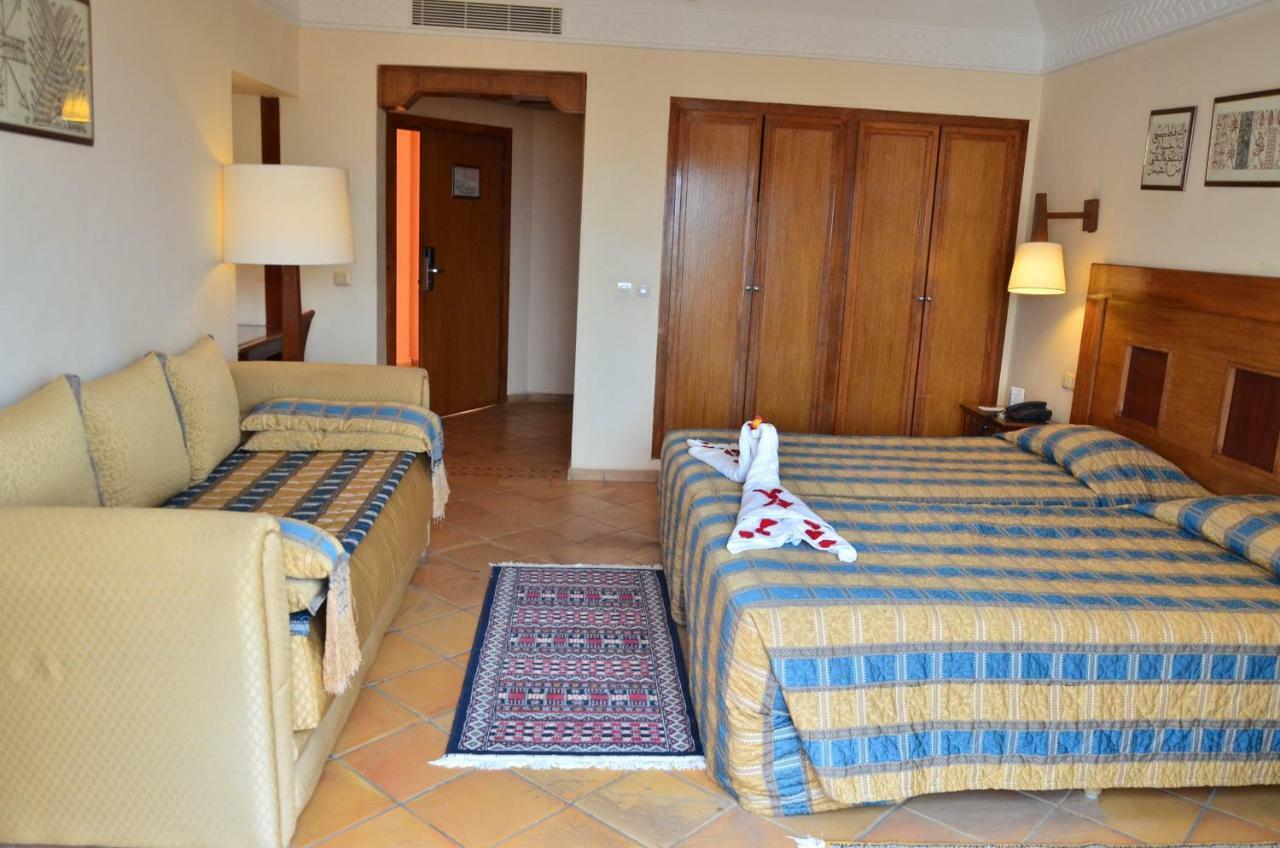 Hotel Palais Des Roses & Thalasso 4*