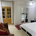 Villa Cattleya