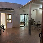 Villa Cattleya