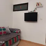 Appartement Entier A Une Chambre A Coucher
