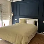 Islan Bay Apartment Pool&Balcony