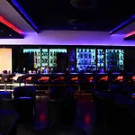 New Farah Hotel