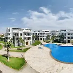 Appartement De Luxe ,Piscine,Parking,Terrasse