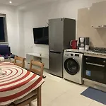 Islan Bay Apartment