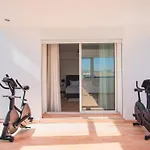 Marina Panoramic 3Bdr Luxury Apartment