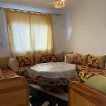 Appartement meublé dans un endroit privé et calm