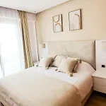 Luxurious Sea-View 2Br Apartment