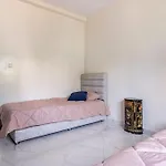 Appartement Chaleureux Et Calme, Parking, Jardin