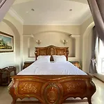 Imperial Holiday Apartment With Jacuzzi