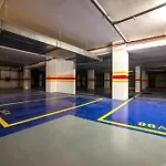 Luxury Seafront Apartment 101Sqm With Wi-Fi And Parking