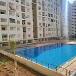 Charming Pool Apartment Relaxing Stay