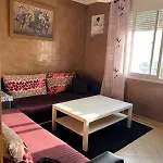 Bel Appartement Meuble Et Propre Pres Du Centre Ville