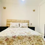 Bel Appartement Au Centre Ville, Internet Fibre, Netflix, Canal Plus, Chaines Internationales