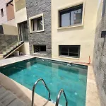 Villa Pergola Enormes Avec Piscine & Parking