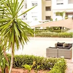 Appartement Scandinave Elegant Avec Piscine