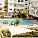 Superbe Appartement Avec Piscine