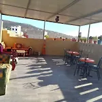 Joli Appartement De Vacances Avec Terrasse Et Balcon