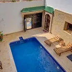 Artisana Villa With Private Pool, Beach & Mountain Views
