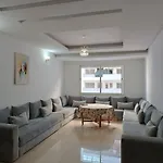 Urban Oasis Near Downtown Perfect Location And Comfort
