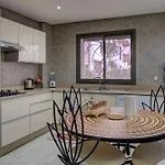 Appartement Moderne Et Bien Situe A Agadir