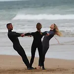 Tamount Surf House