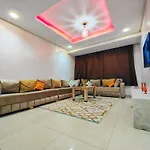 Large Appartement T3 Piscine Au Coeur D\'Agadir