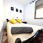 Quiet Apartment Near Beach