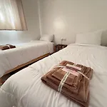 Orange Surf House